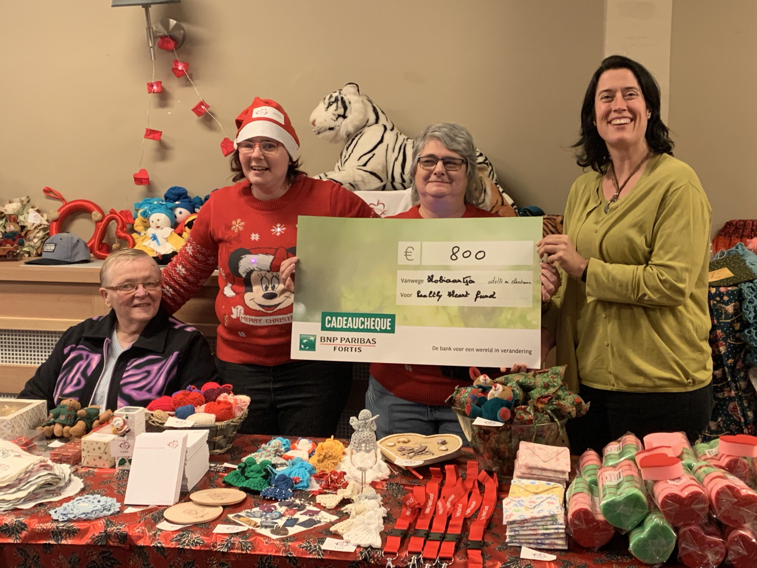 Odette en Christiane schenken € 800 aan Healthy Heart Fund