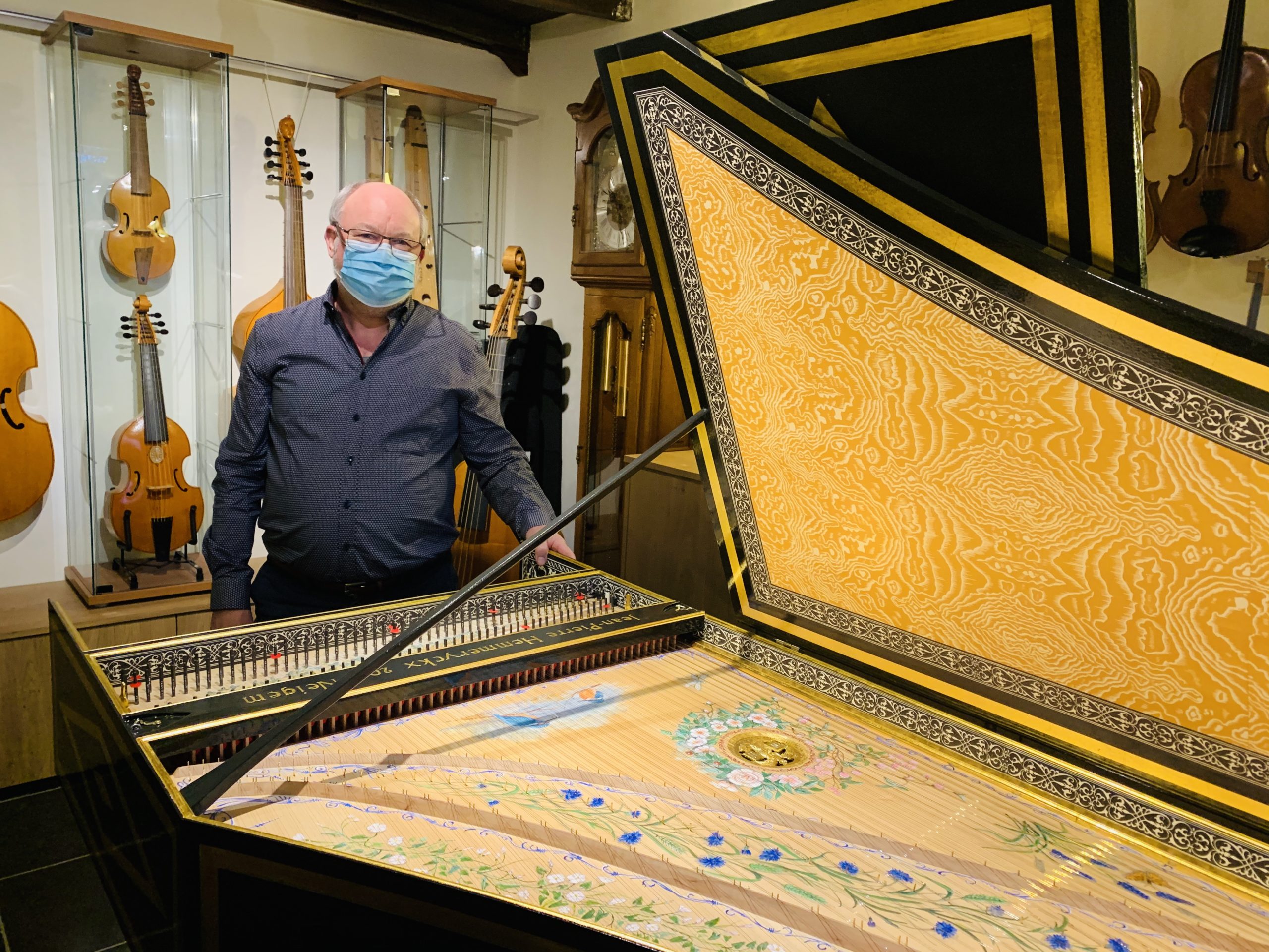 Over de verfijnde kunst van de klavecimbelbouw