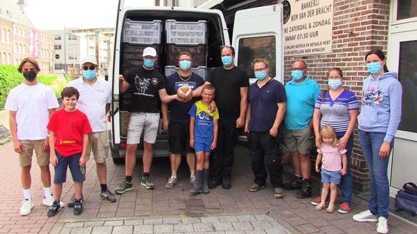 Bakkers solidair met slachtoffers overstromingen