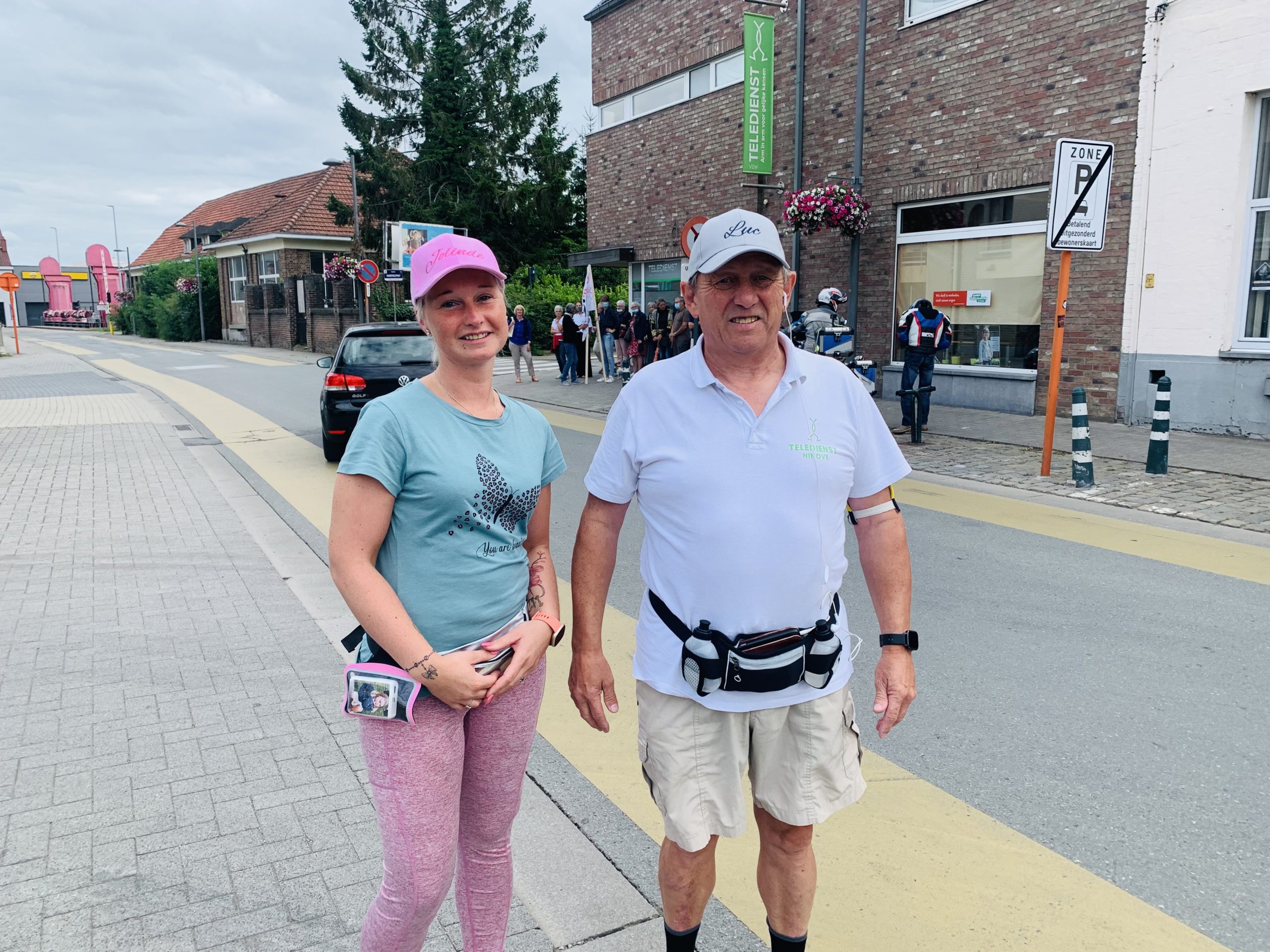Luc en Jolinde wandelen 100 km voor een dubbel goed doel