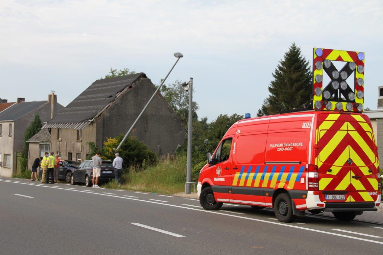 Verlichtingspaal beschadigd bij ongeval