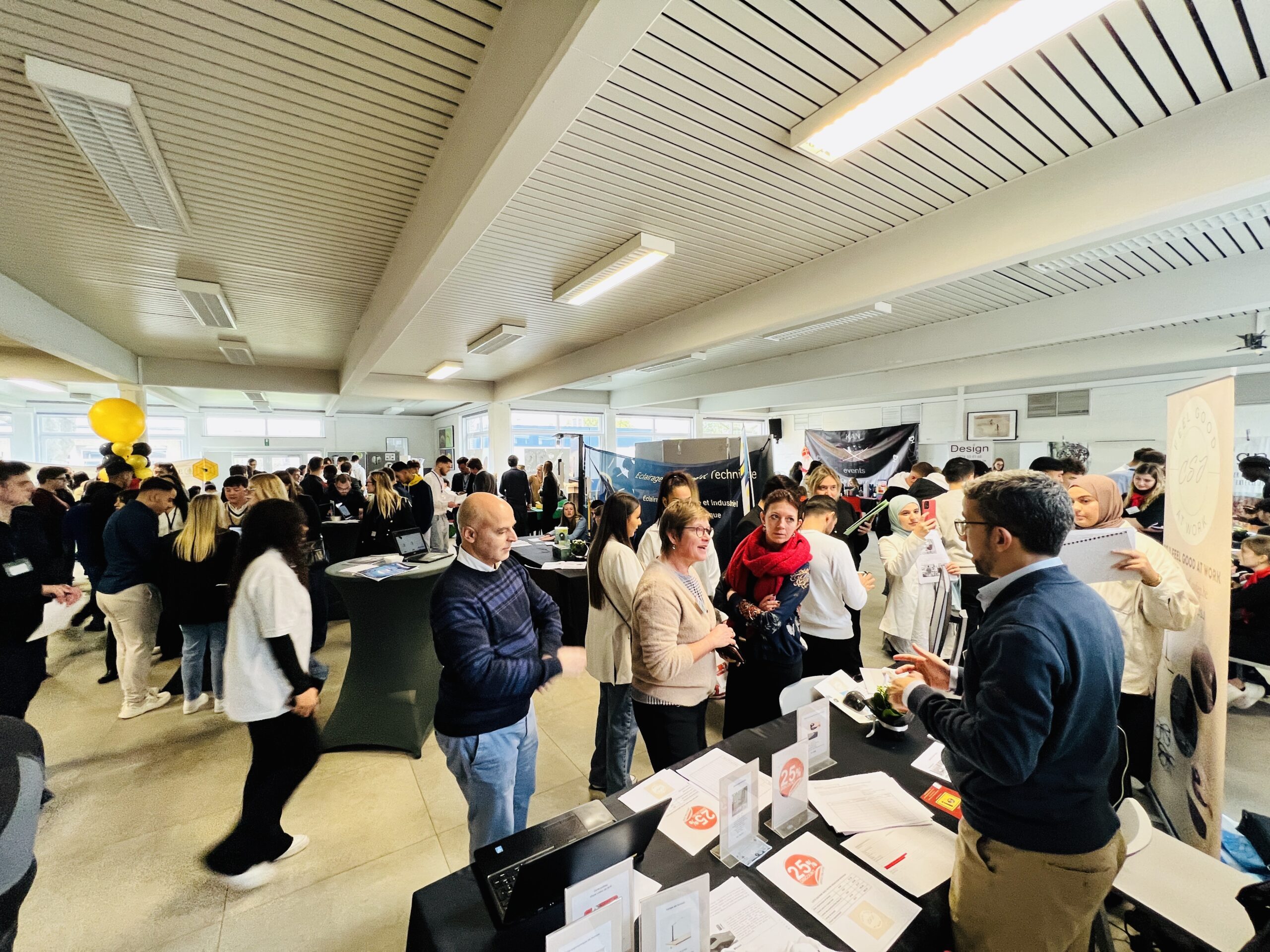 Atheneumleerlingen zetten theorie om in praktijk