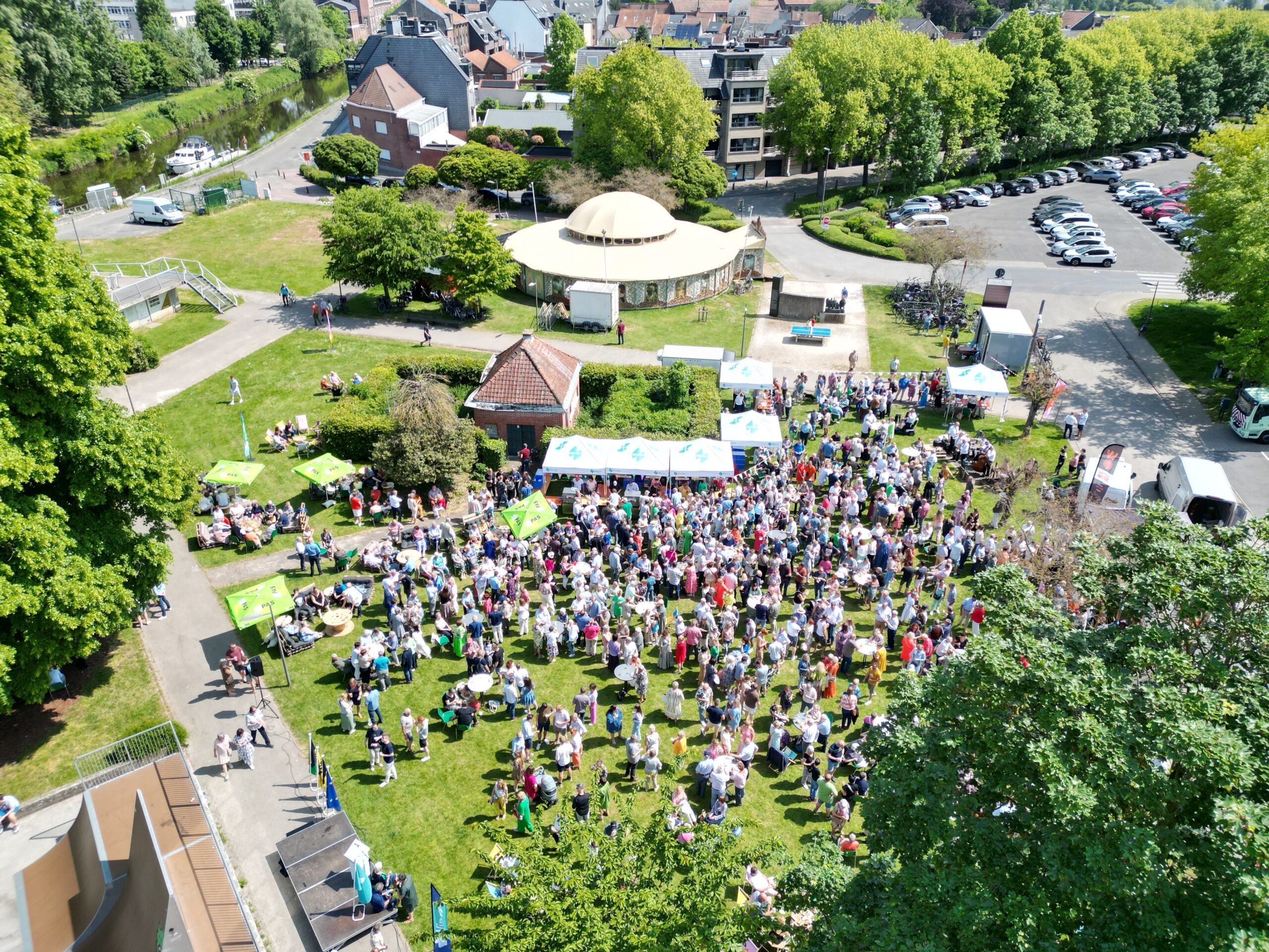 Stadsbestuur gaf lentedrink aan spiegeltent