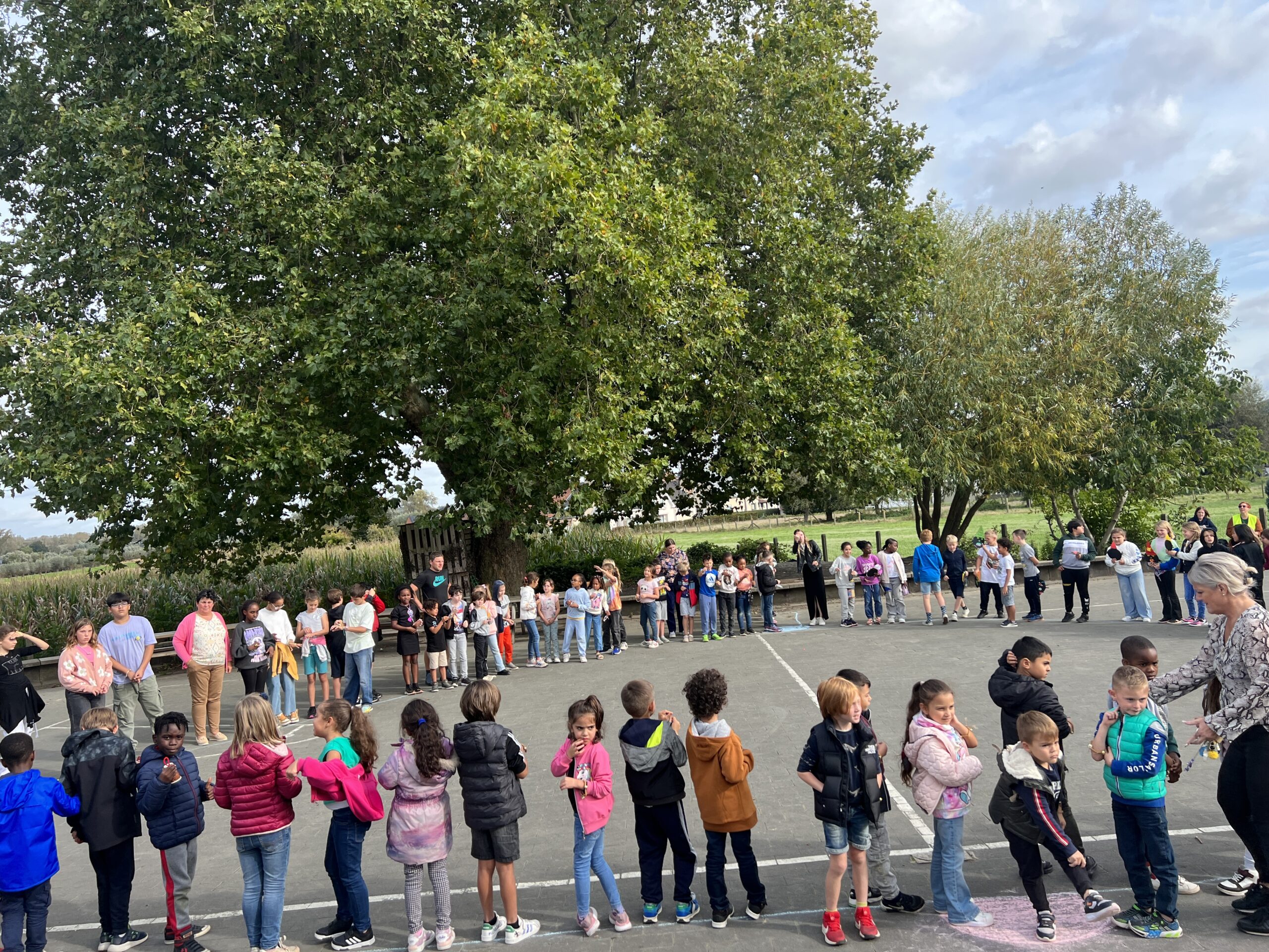 “Wij willen, dat meisjes overal ter wereld naar school kunnen”