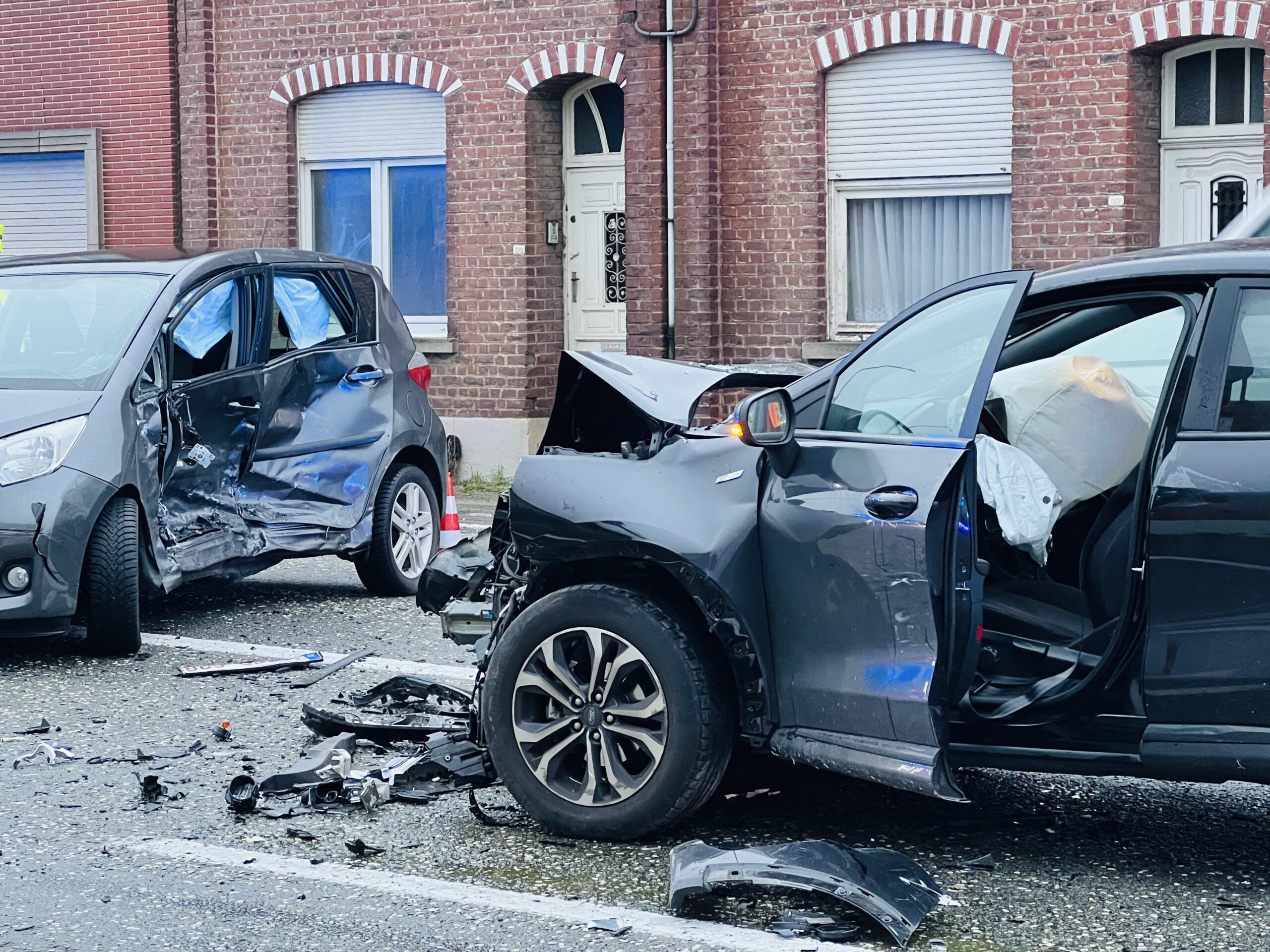 Vijf gewonden bij botsing op Brusselsesteenweg