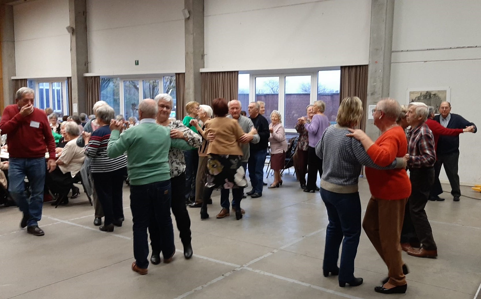 Seniorenbal met Mini-Doorbrekers