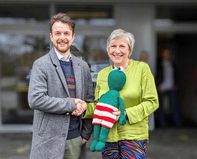 Voorzitterswissel bij zwemclub De Kikkertjes