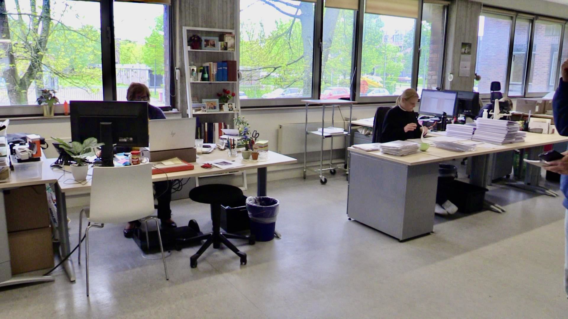 Leerlingen duiken tijdens erfgoedweek in Ninoofse archieven