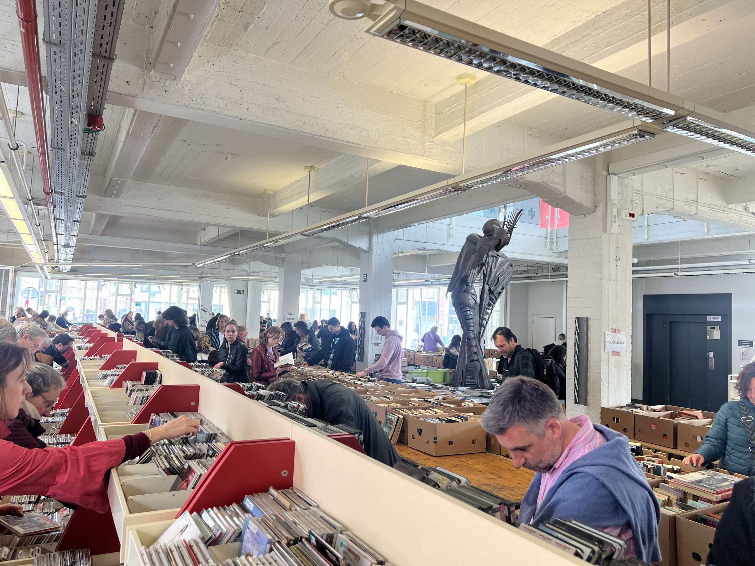 Uitverkoop in de bib: haast je!