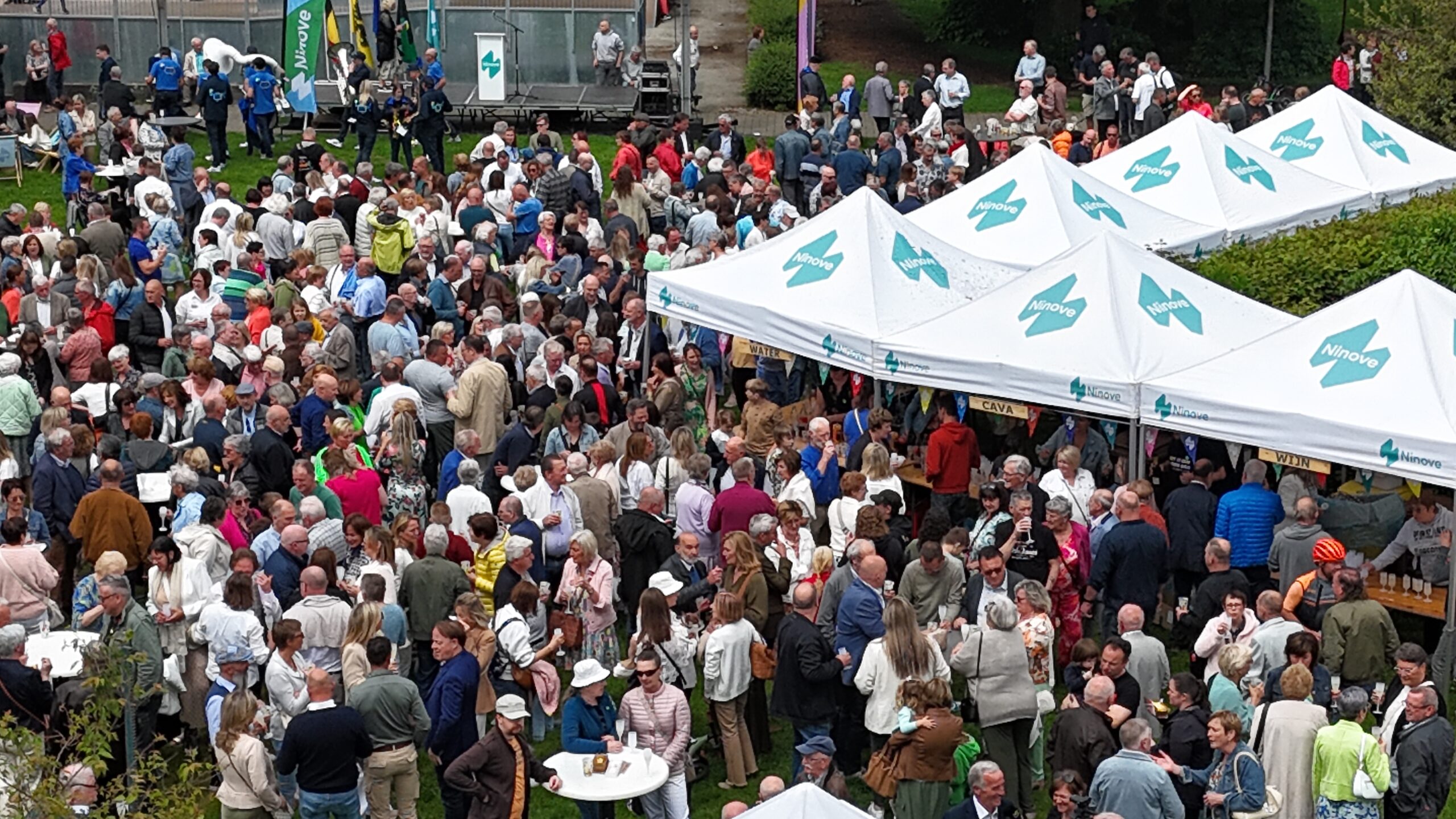 Gezelligheid troef tijdens lentedrink