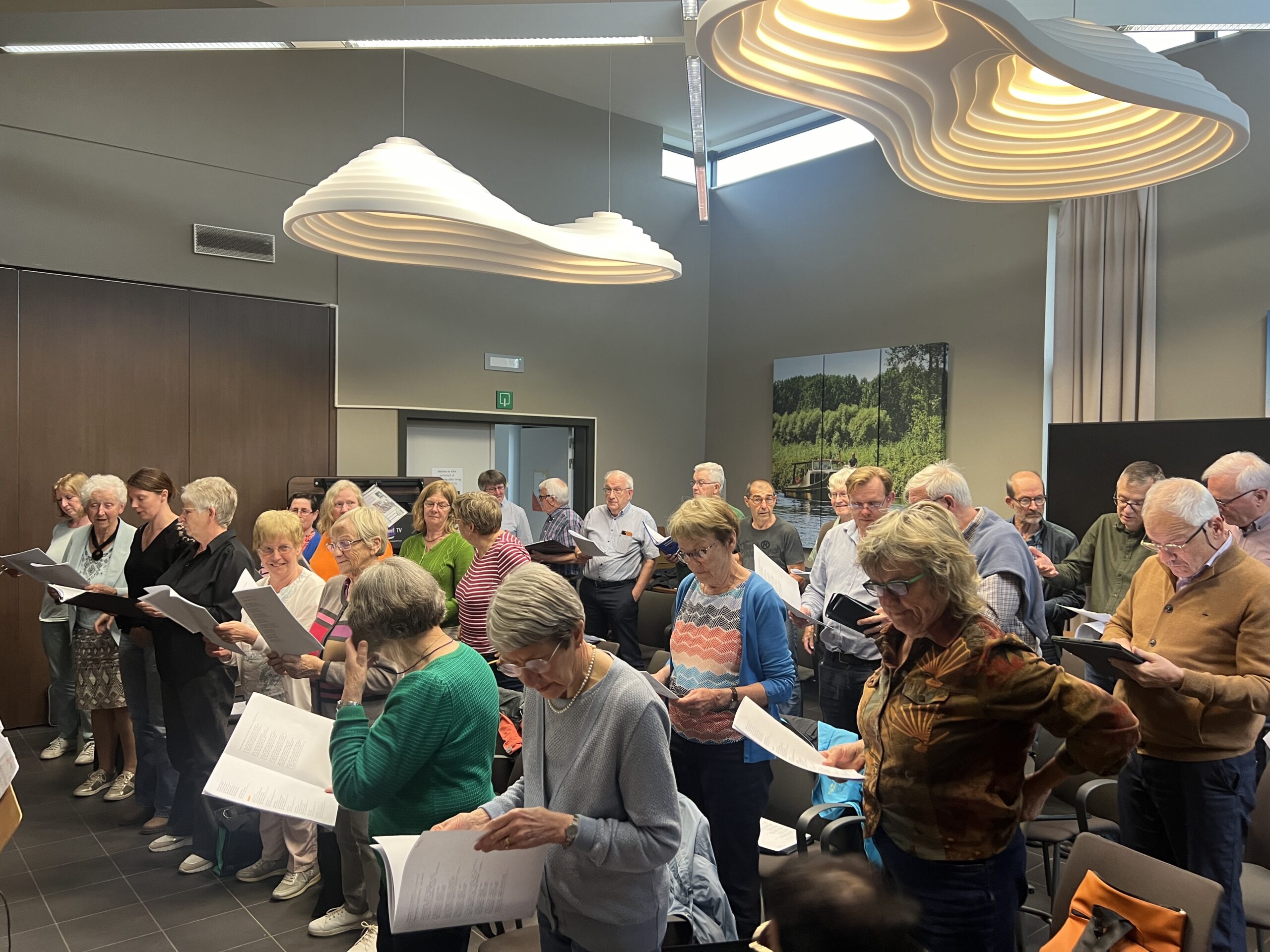 Café chantant met het Fenikskoor