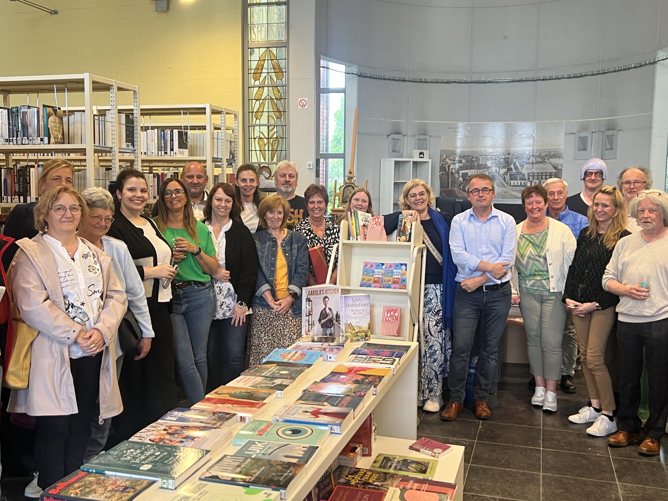Pop-up bibliotheek in buurthuis Berdam officieel geopend