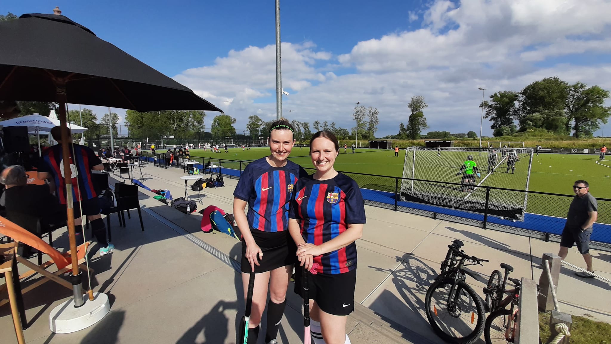 Sportieve gezelligheid op 2de Internationaal Trimmerstoernooi Dender Hockey