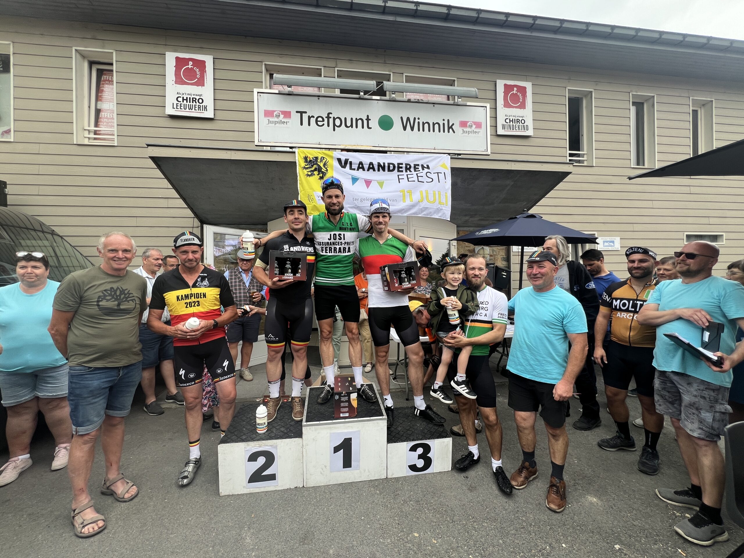 Volop sfeer tijdens geslaagde eerste Retrokoers