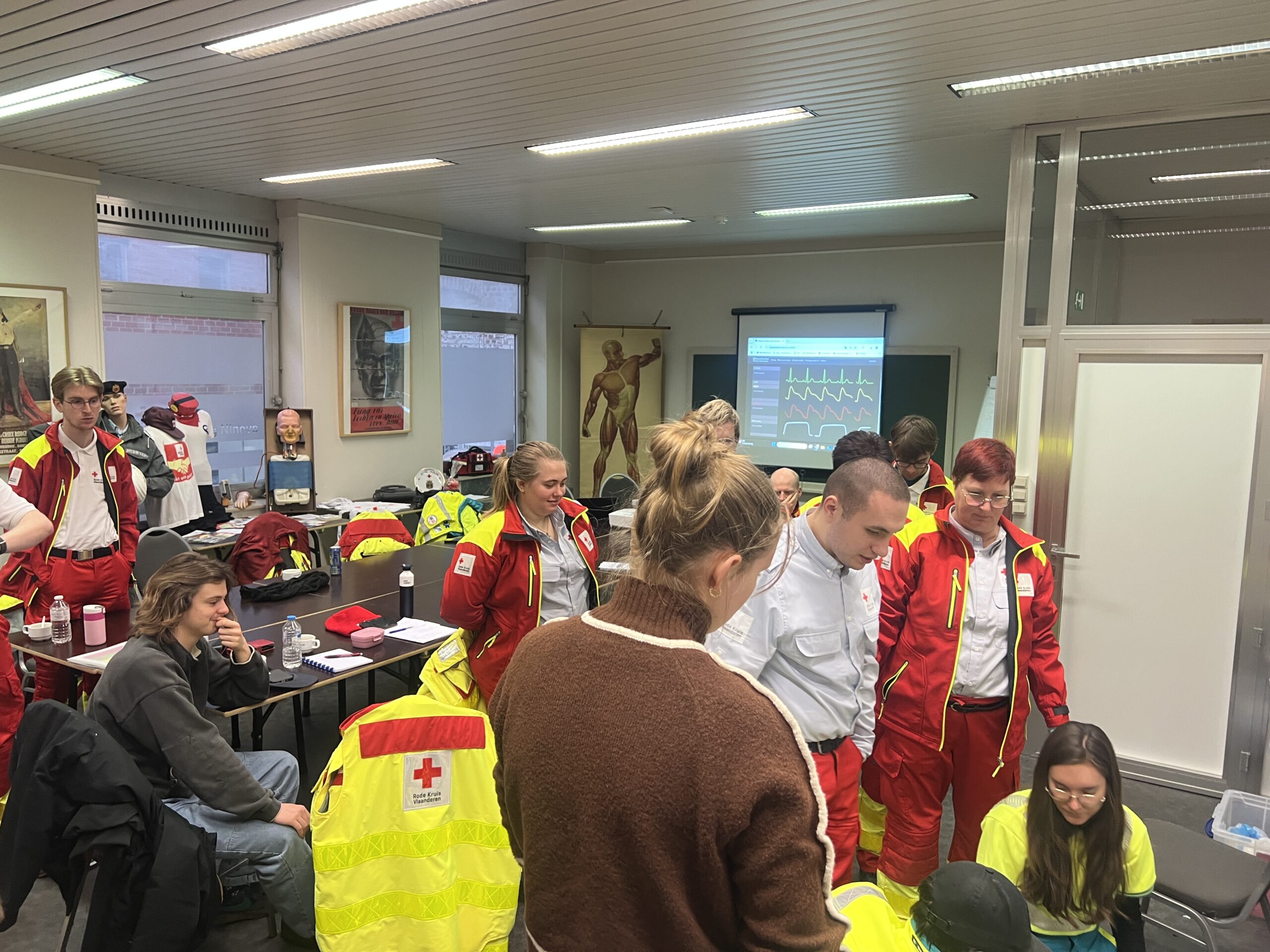 Hulpverleners Rode Kruis klaar voor carnaval