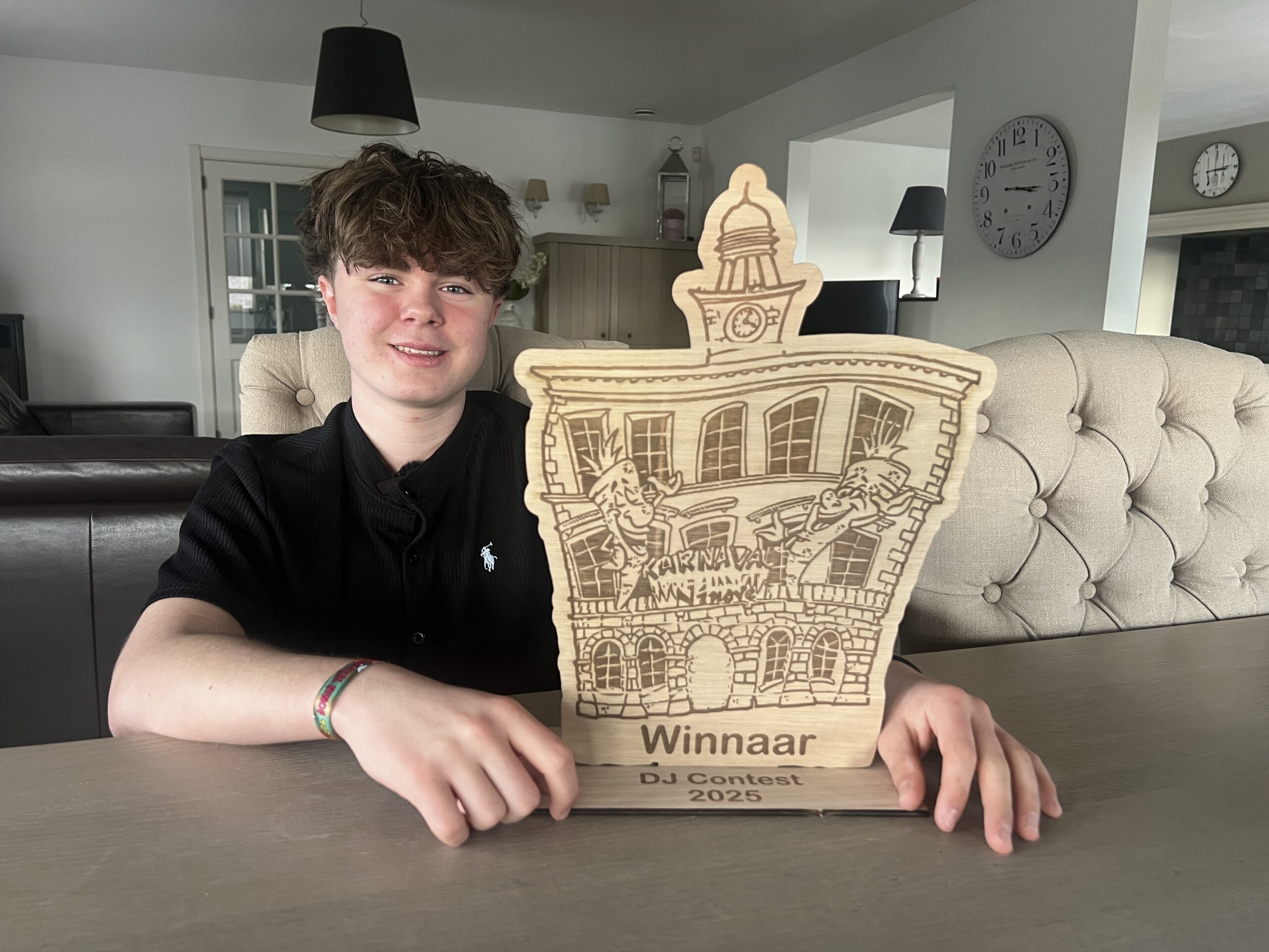 Liam beste in dj-battle van Nie Geweun