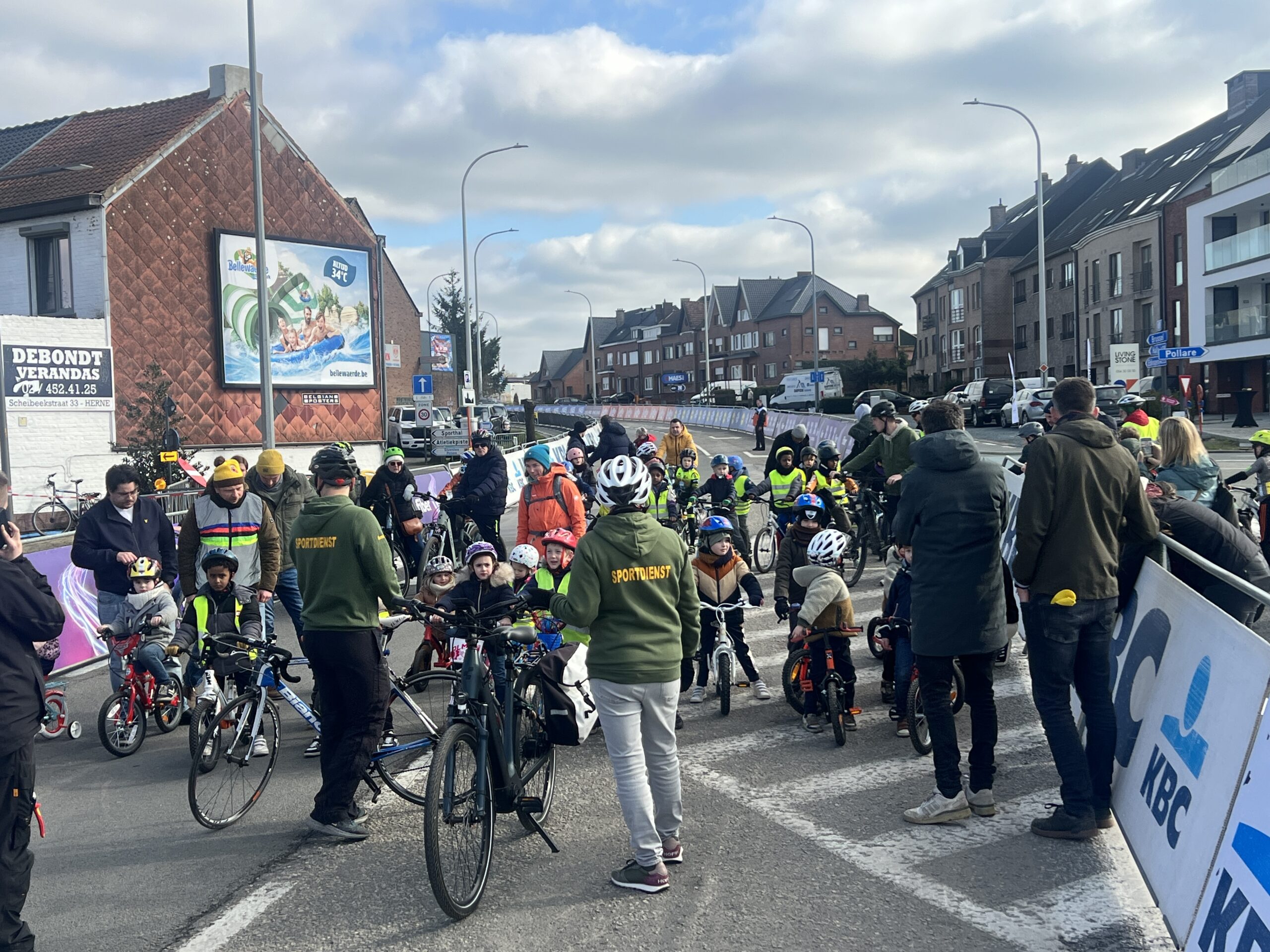 Als een echte coureur de meet over