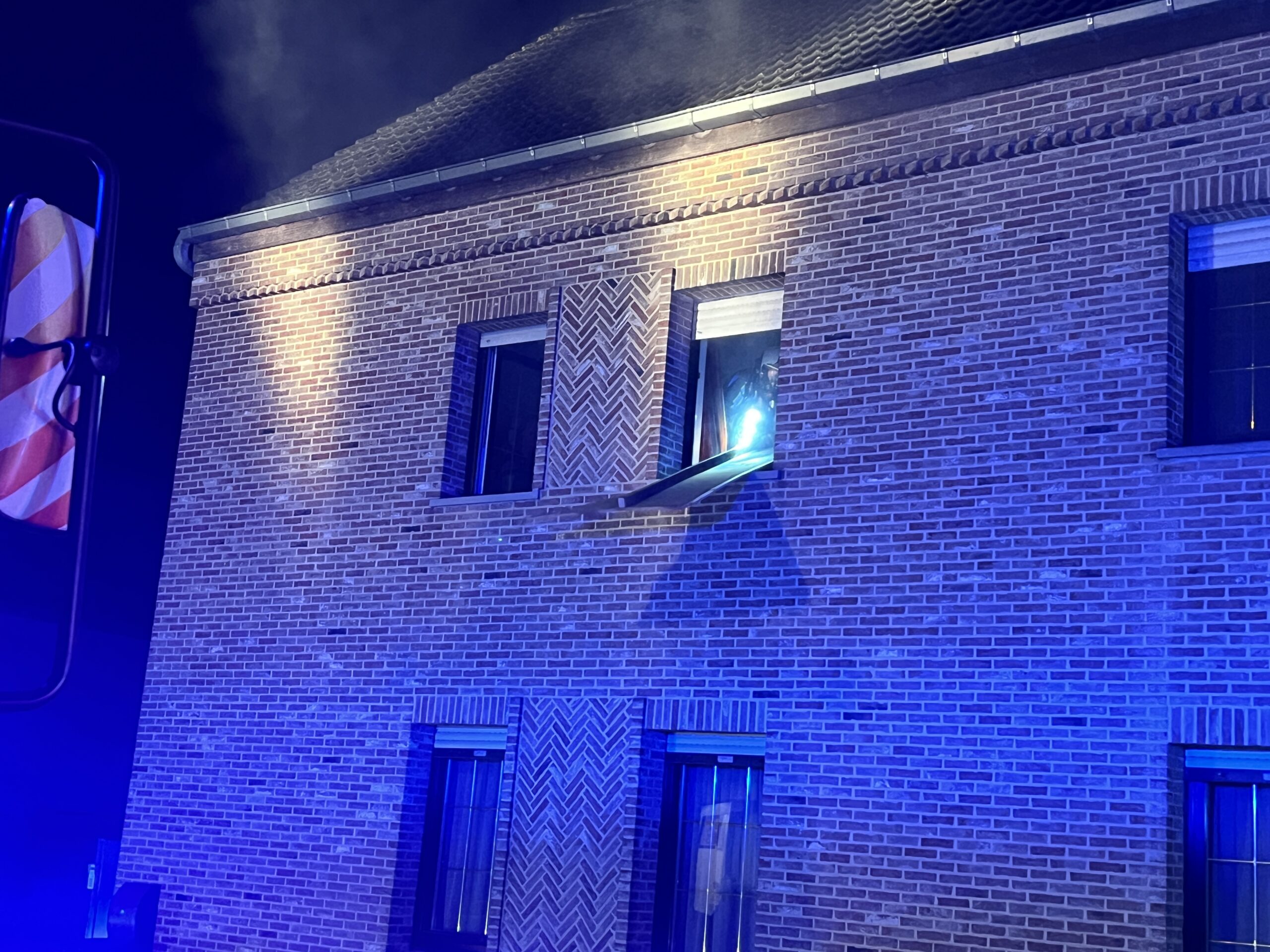 Brand op bovenverdieping van woning in Nederhasselt