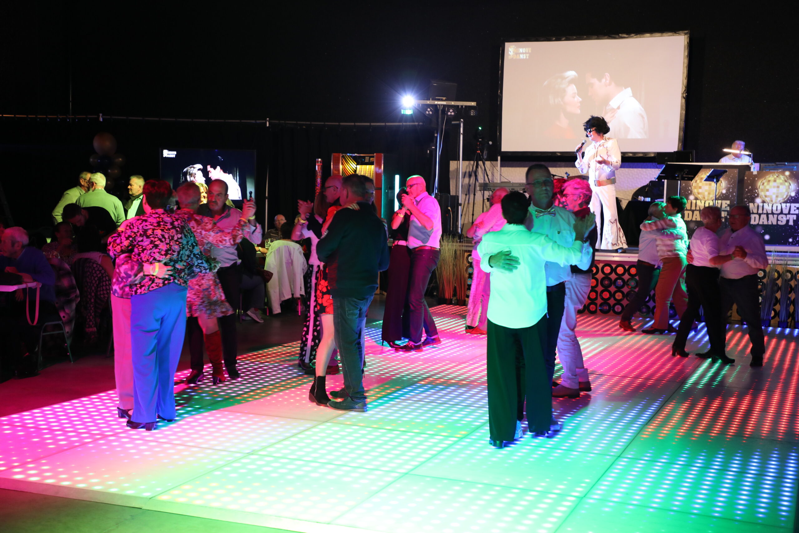 Dansen op onvergetelijke hits van toen